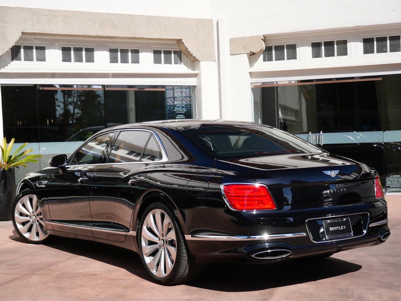2026 Bentley Flying Spur V8