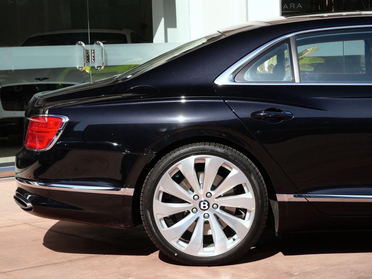 2026 Bentley Flying Spur V8 Lawrence KS