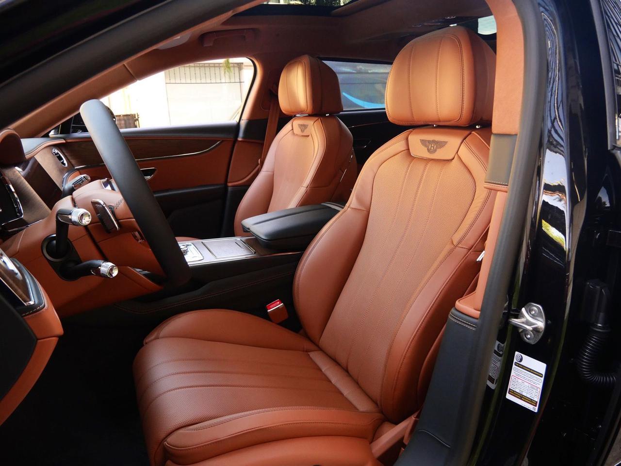 2026 Bentley Flying Spur V8 Lawrence KS