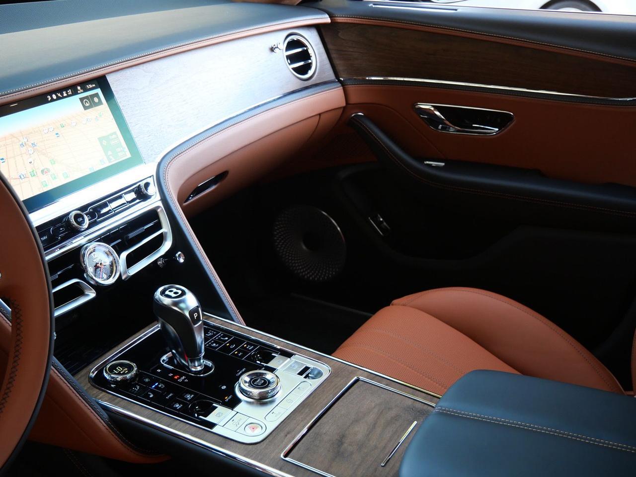 2026 Bentley Flying Spur V8 Lawrence KS