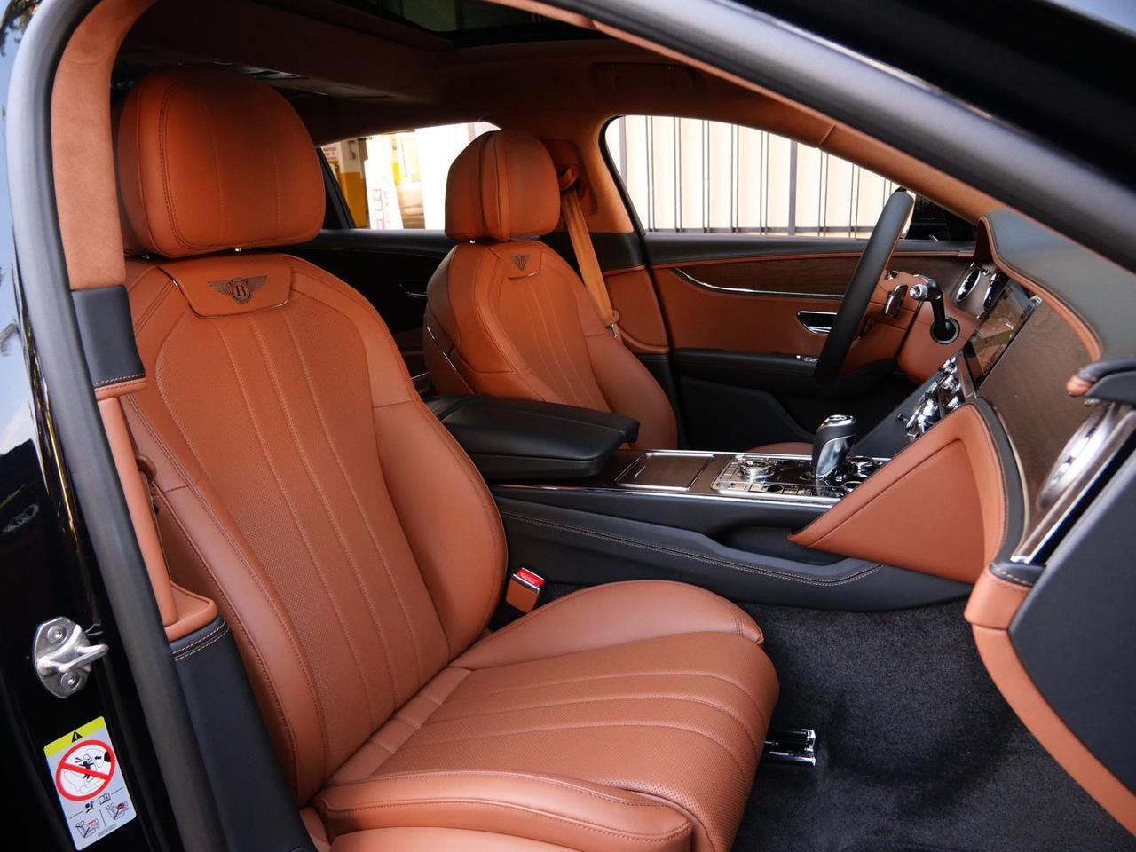 2026 Bentley Flying Spur V8 Lawrence KS