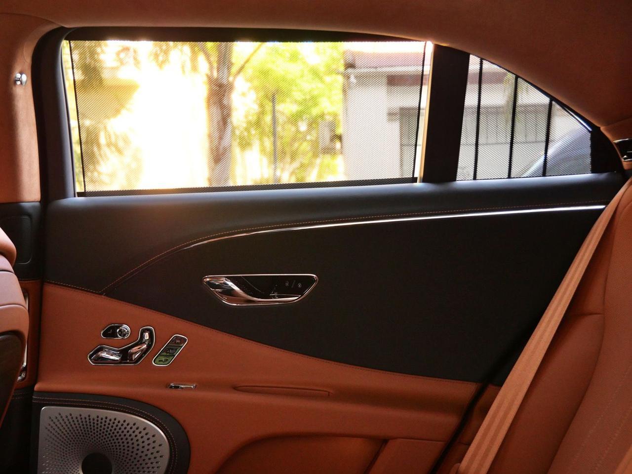2026 Bentley Flying Spur V8 Lawrence KS