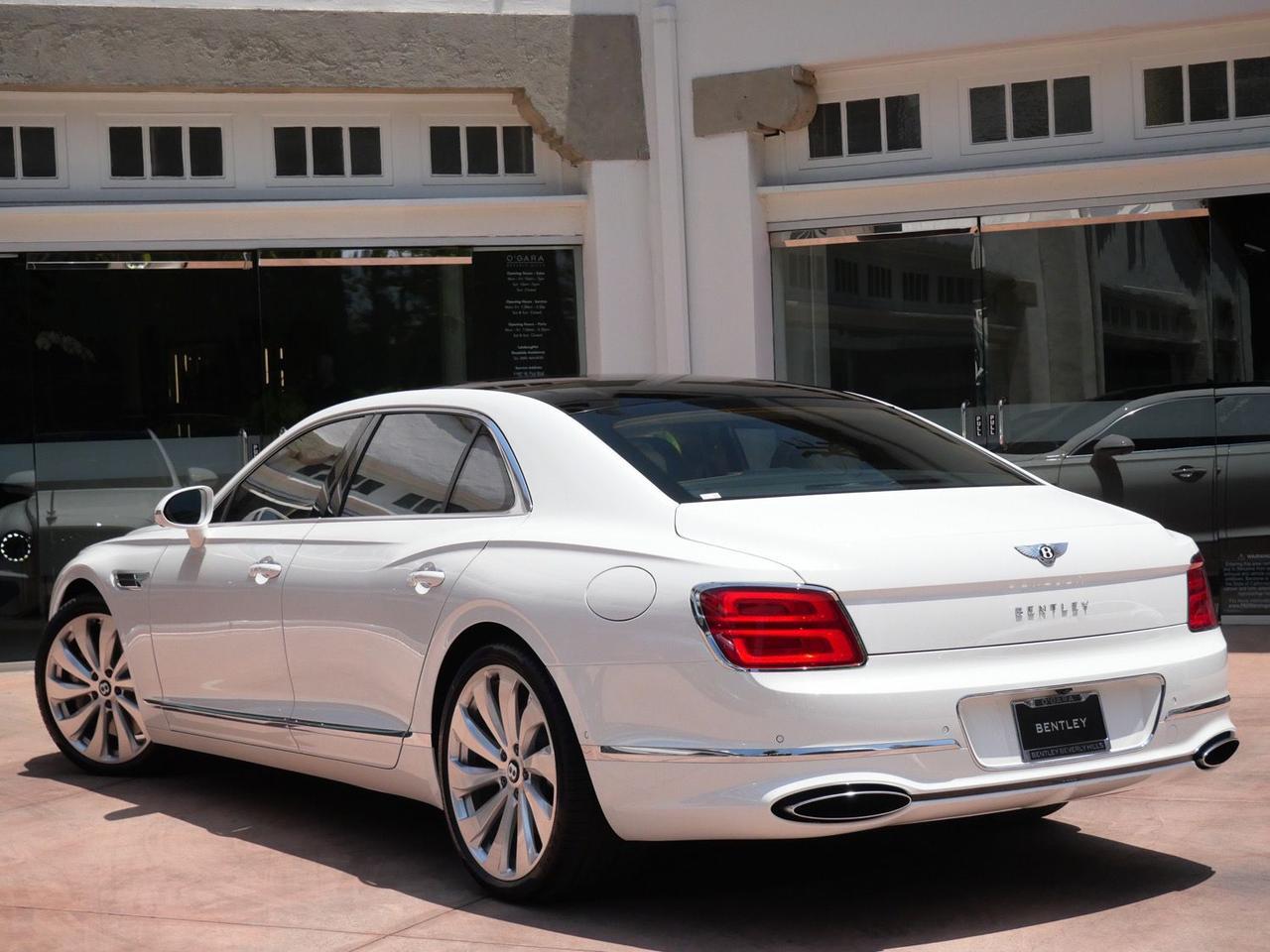 2026 Bentley Flying Spur V8 Lawrence KS