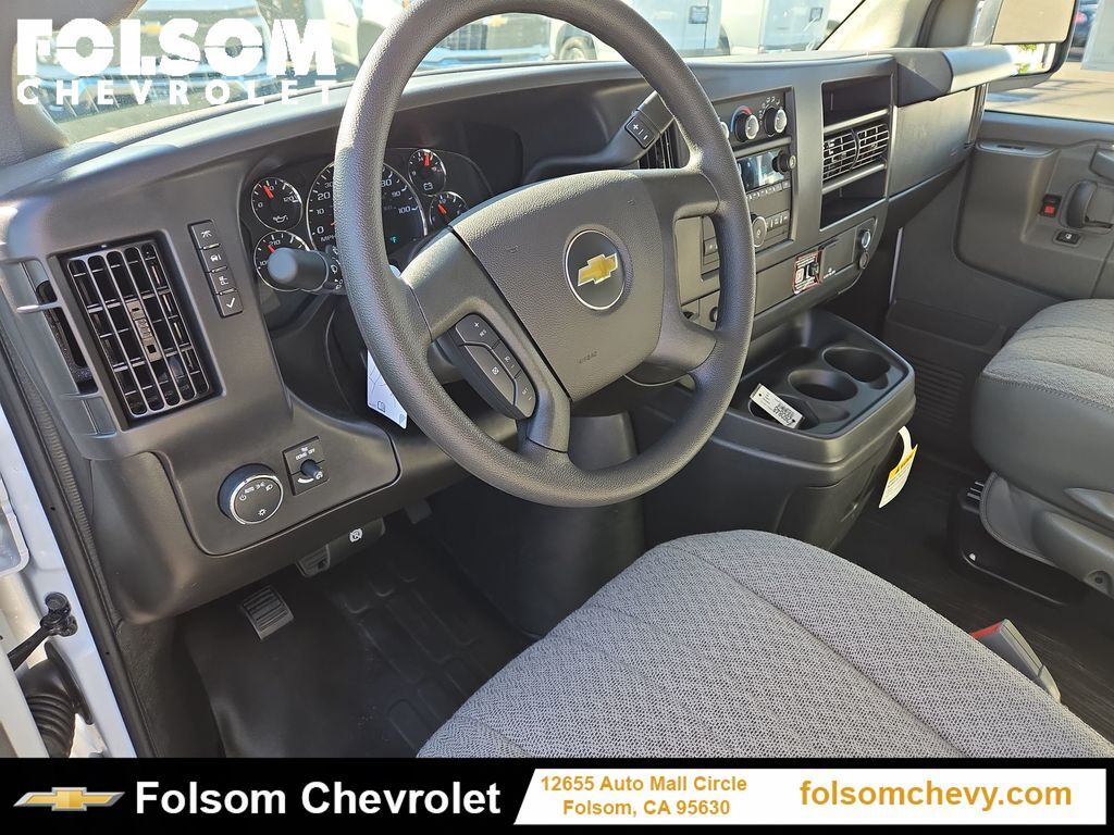 2026 Chevrolet Express 2500 Work Van 2026 Chevrolet Express 2500 Work Van