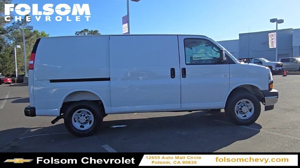 2026 Chevrolet Express 2500 Work Van 2026 Chevrolet Express 2500 Work Van