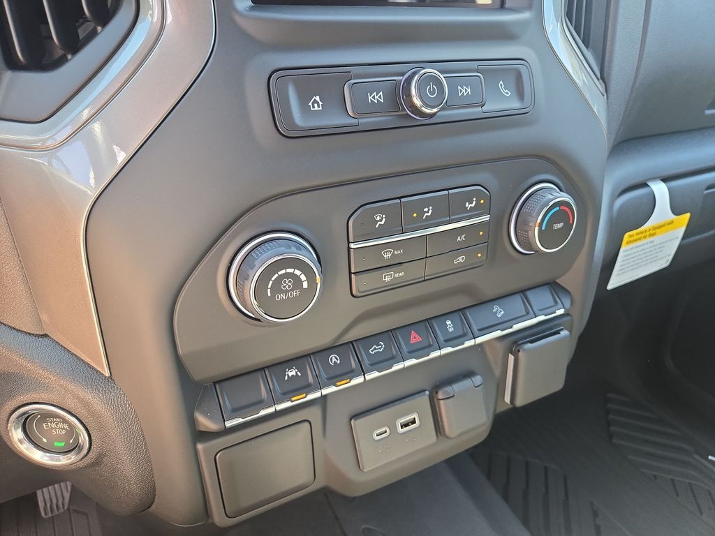 2026 Chevrolet Silverado 1500 Custom Trail Boss 2026 Chevrolet Silverado 1500 Custom Trail Boss