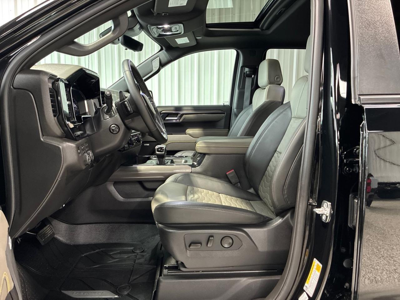 2026 Chevrolet Silverado 1500 ZR2, 6.2L, Active Exhaust, Sunroof Houston TX 2026 Chevrolet Silverado 1500 ZR2, 6.2L, Active Exhaust, Sunroof Houston TX