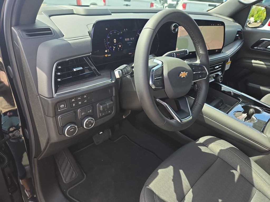 2026 Chevrolet Suburban LS 2026 Chevrolet Suburban LS