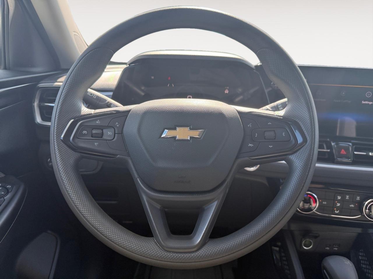 2026 Chevrolet Trailblazer LT, APPLE CARPLAY/ANDROID AUTO, POWER MIRRORS, BACKUP CAMERA, REMOTE START, ALL WEATHER FLOOR MATS, WIFI, NAVIGATION, CLEAN CARFAX, ONLY 1 OWNER, LOW MILES! Norfolk VA 2026 Chevrolet Trailblazer LT, APPLE CARPLAY/ANDROID AUTO, POWER MIRRORS, BACKUP CAMERA, REMOTE START, ALL WEATHER FLOOR MATS, WIFI, NAVIGATION, CLEAN CARFAX, ONLY 1 OWNER, LOW MILES! Norfolk VA