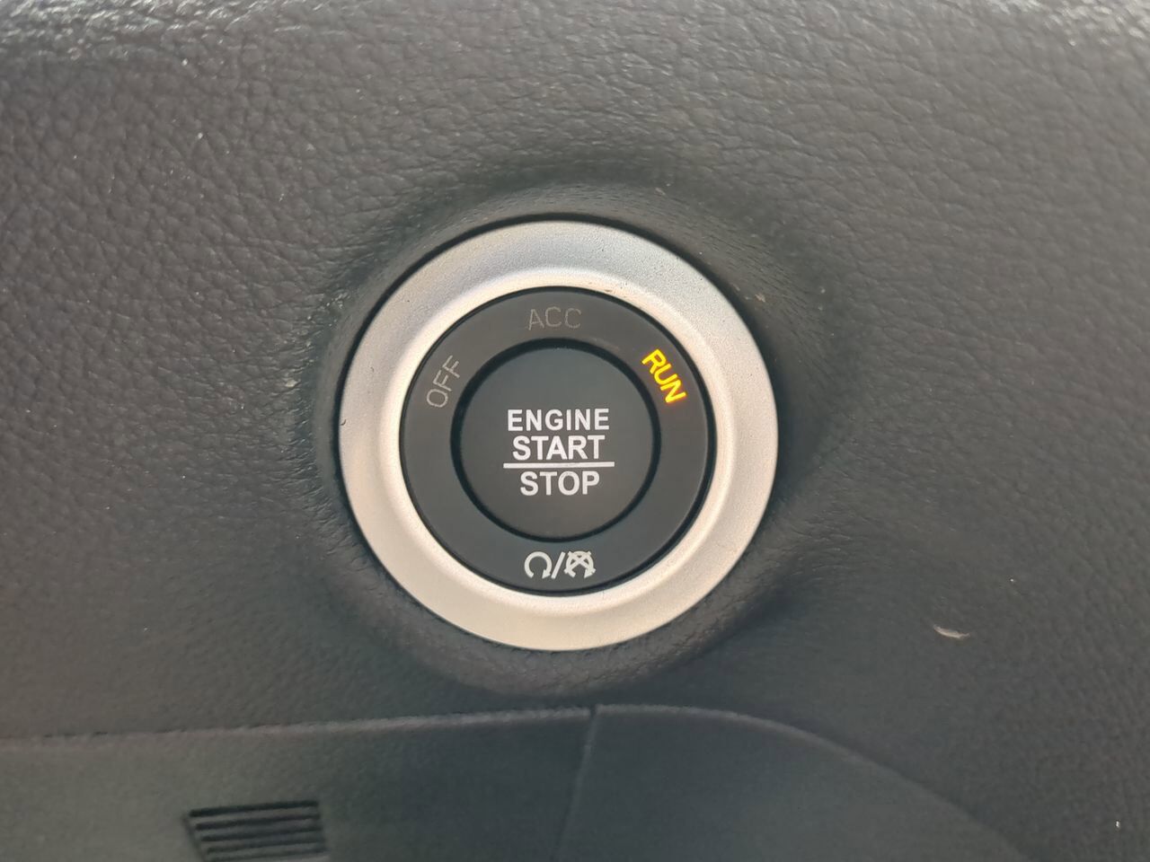 2026 Chrysler Pacifica Select Appleton WI