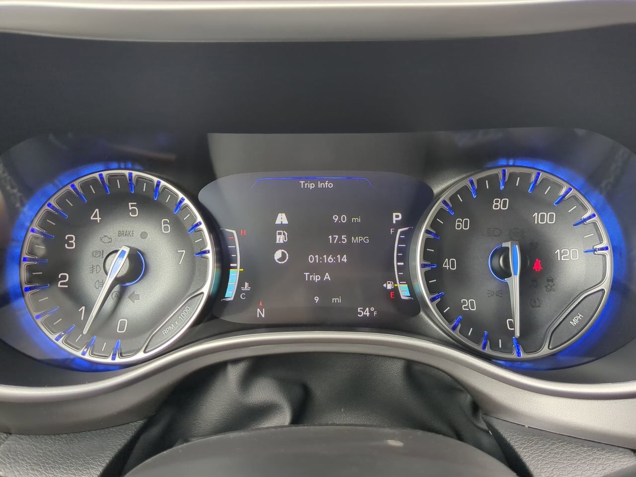 2026 Chrysler Pacifica Select Appleton WI