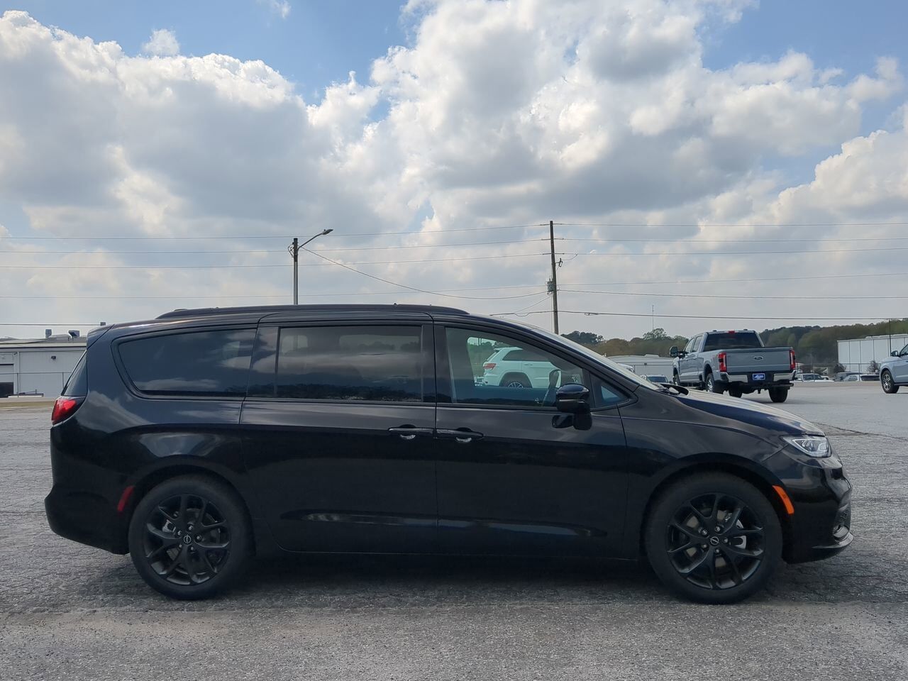 2026 Chrysler Pacifica Select Appleton WI