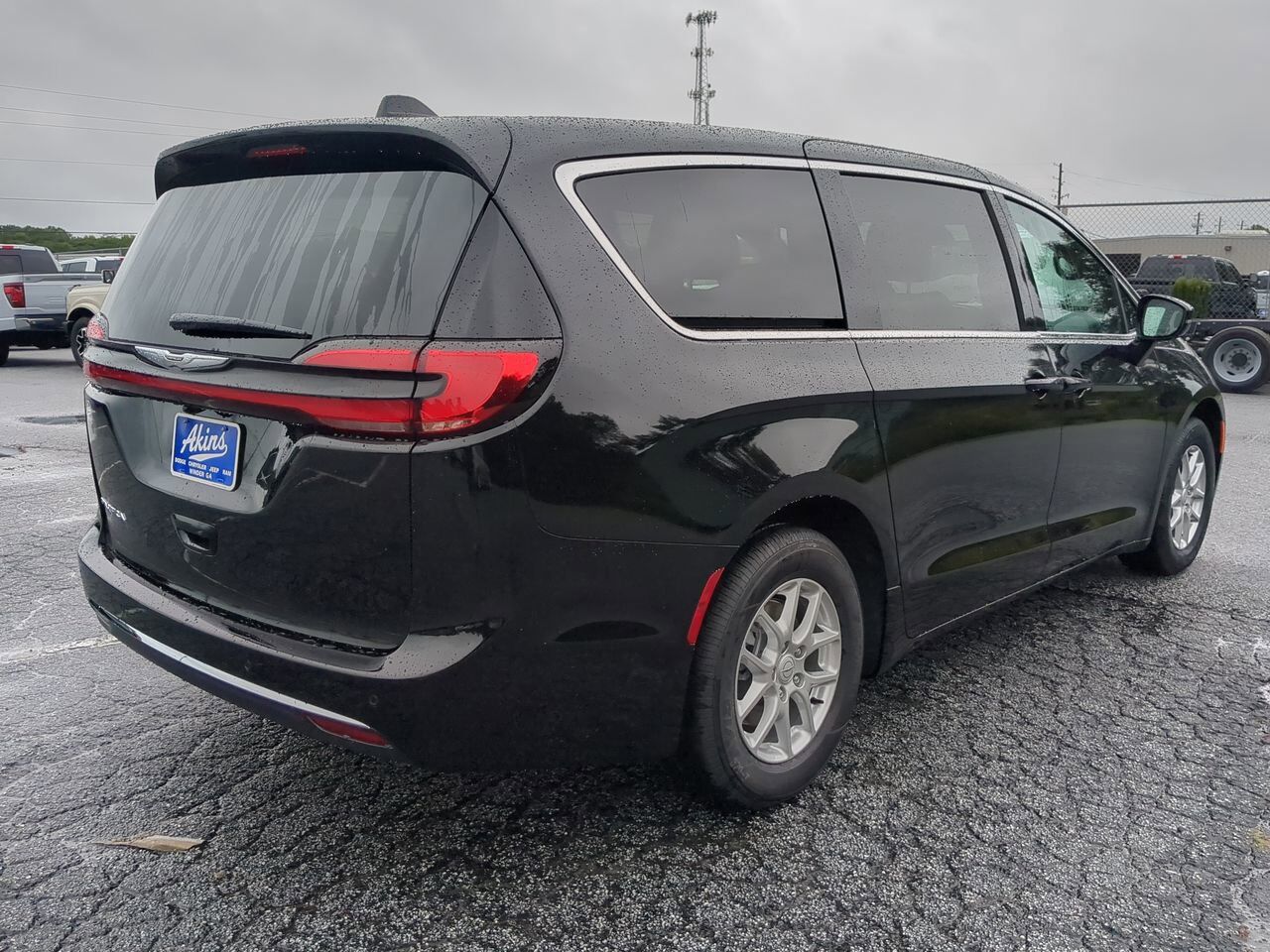 2026 Chrysler Pacifica Select Appleton WI