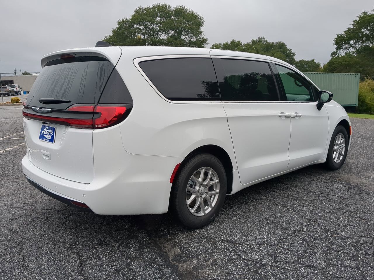 2026 Chrysler Pacifica Select Appleton WI