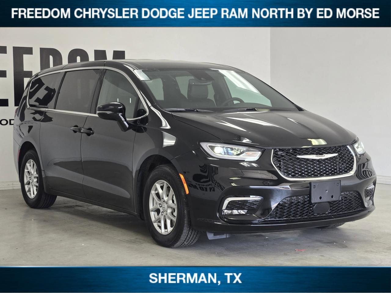 2026 Chrysler Pacifica Select Sherman TX