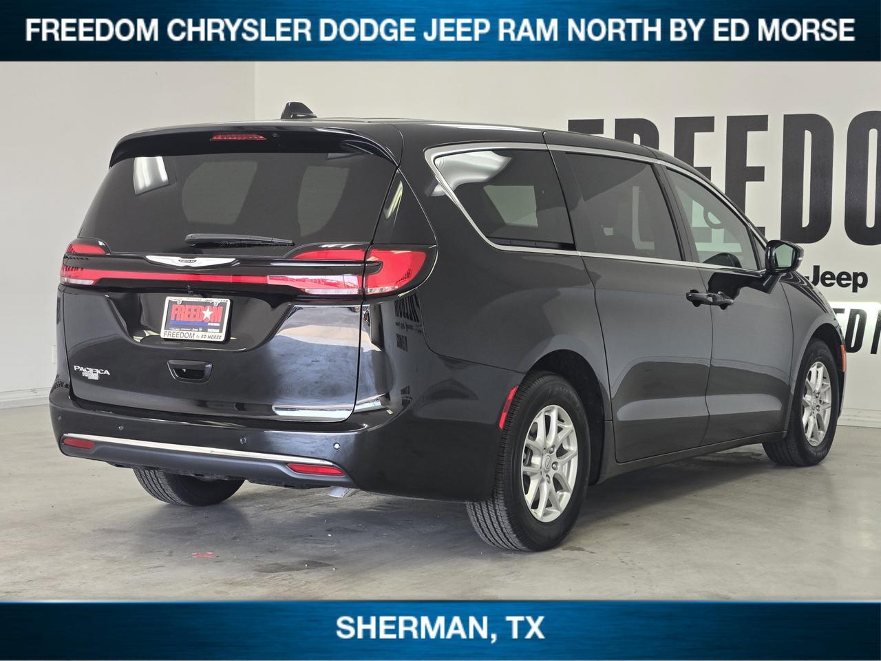 2026 Chrysler Pacifica Select Sherman TX