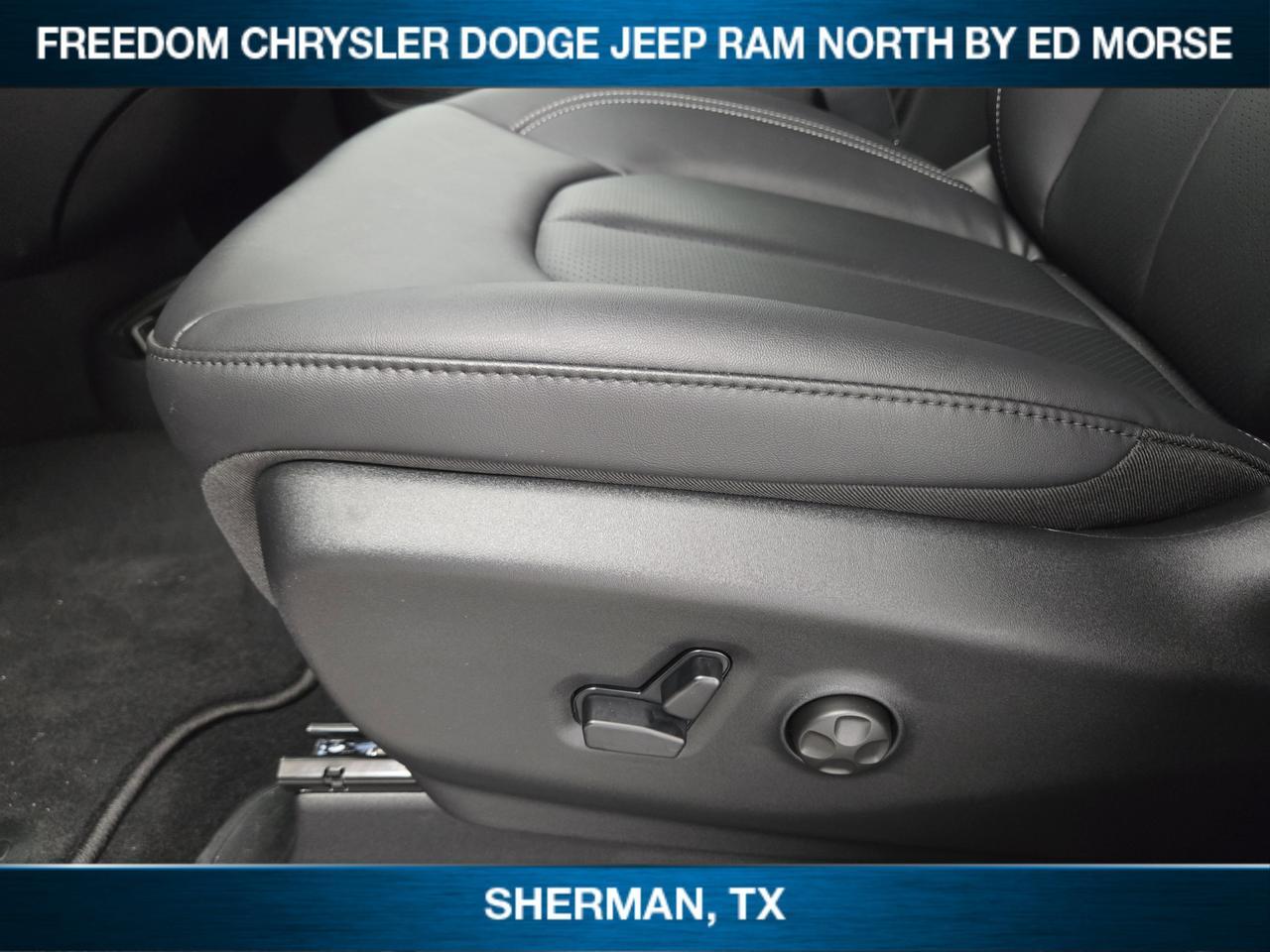 2026 Chrysler Pacifica Select Sherman TX