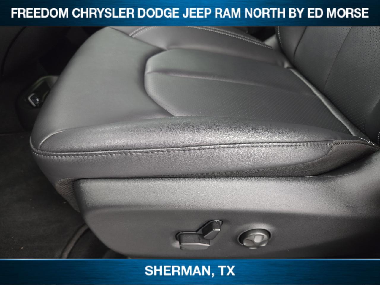 2026 Chrysler Pacifica Select Sherman TX