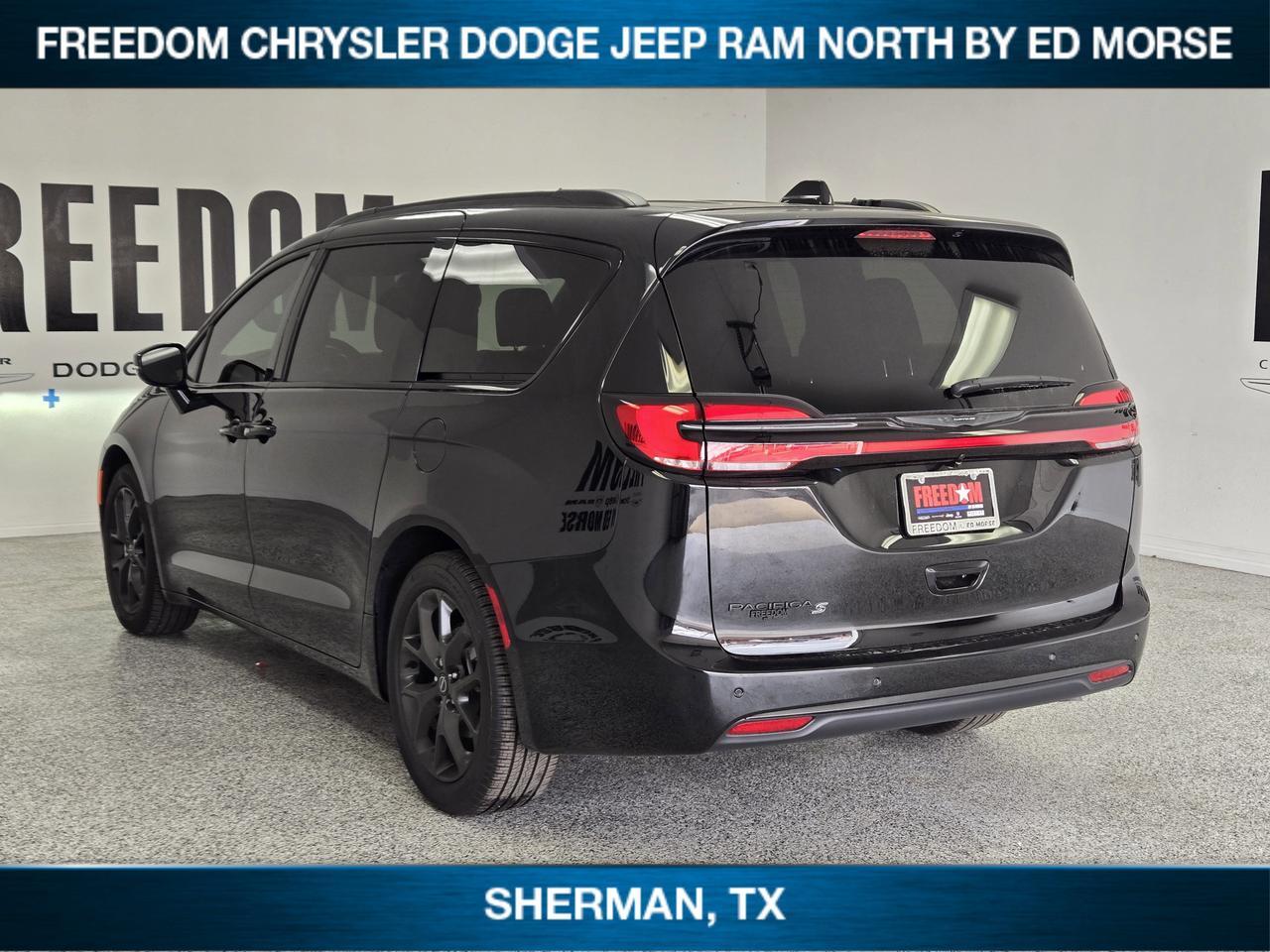 2026 Chrysler Pacifica Select Sherman TX