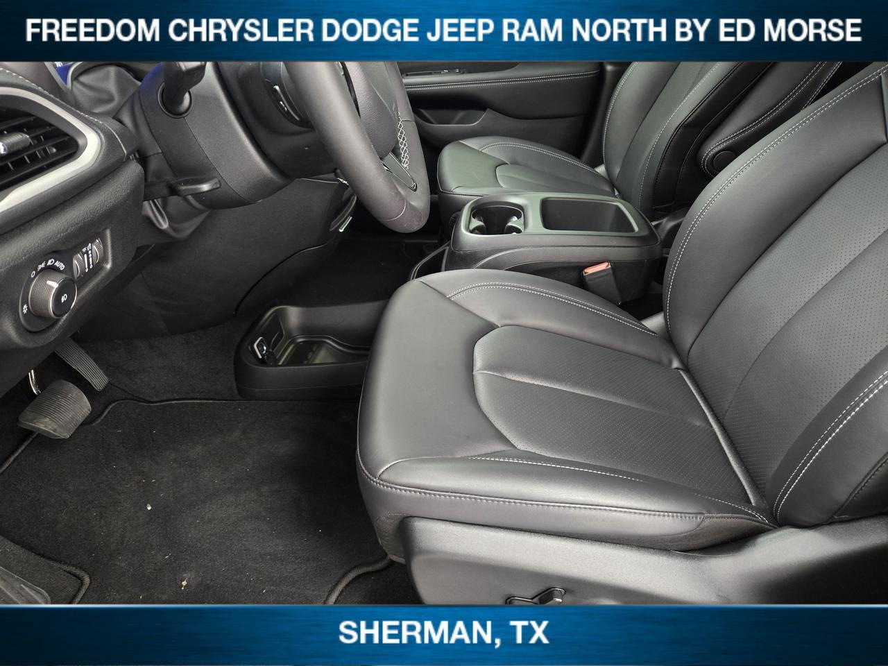 2026 Chrysler Pacifica Select Sherman TX