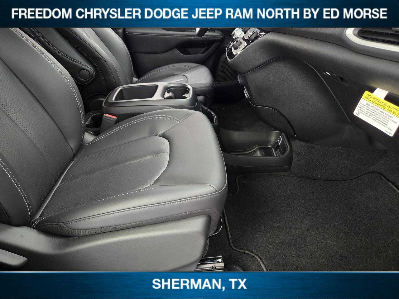 2026 Chrysler Pacifica Select Sherman TX