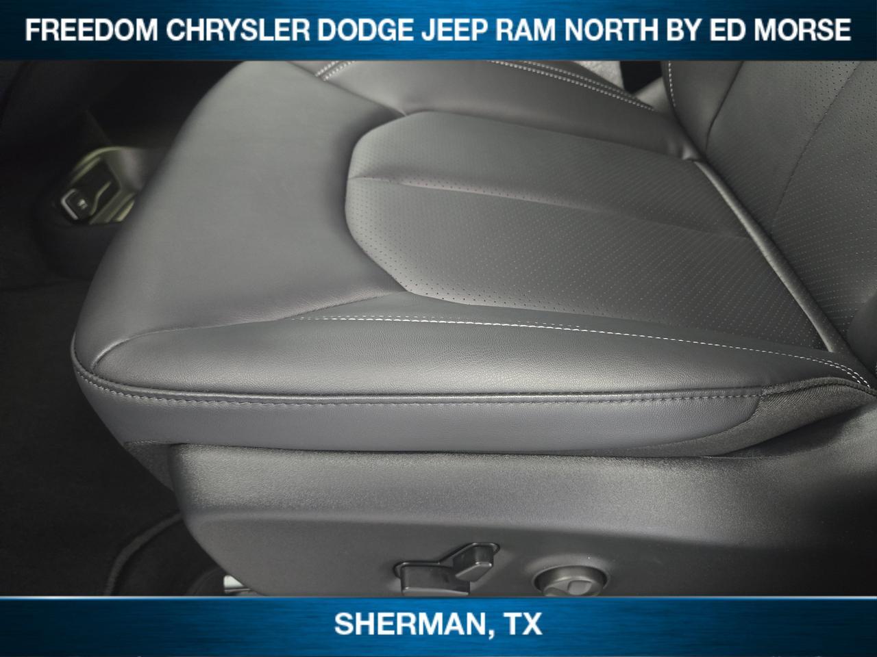 2026 Chrysler Pacifica Select Sherman TX