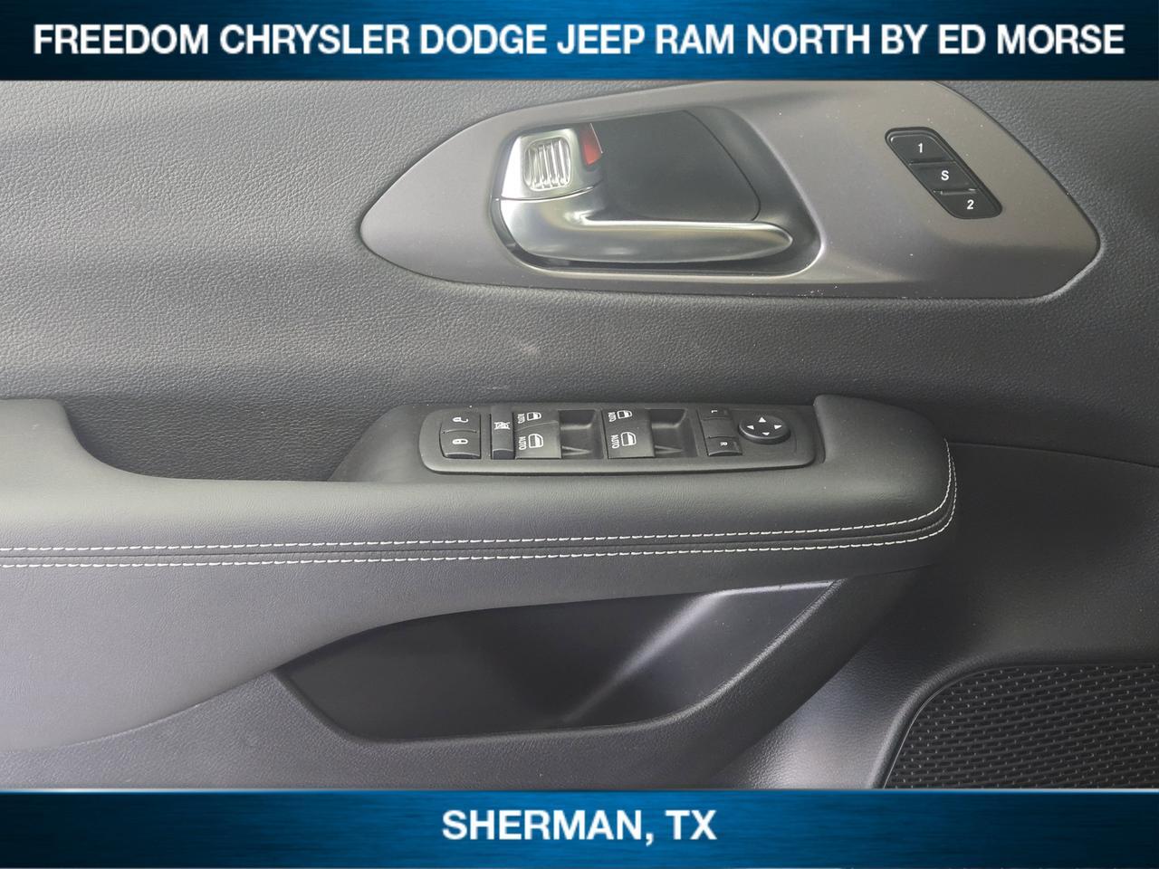 2026 Chrysler Pacifica Select Sherman TX