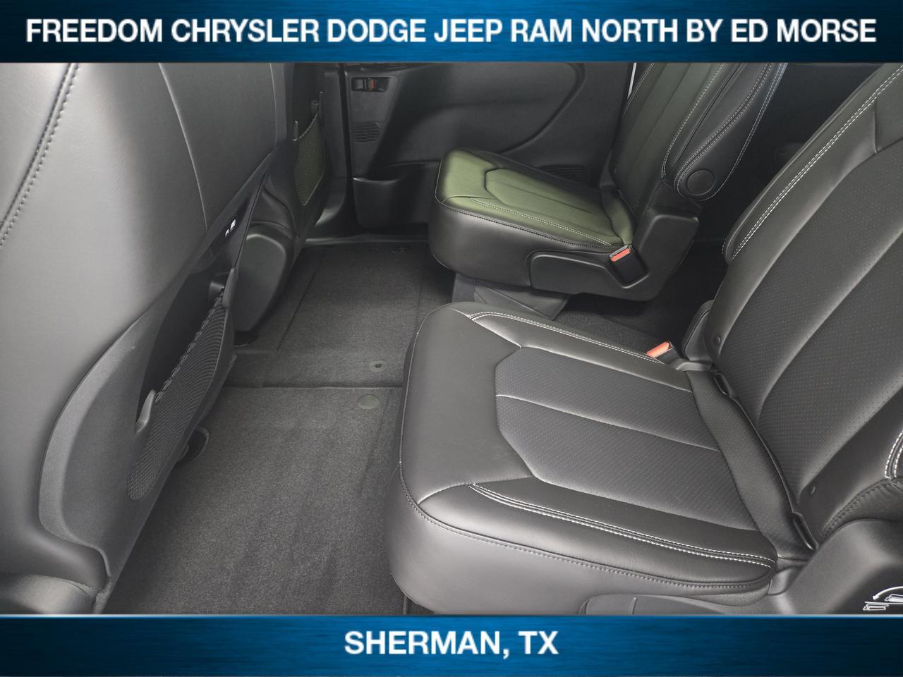 2026 Chrysler Pacifica Select Sherman TX