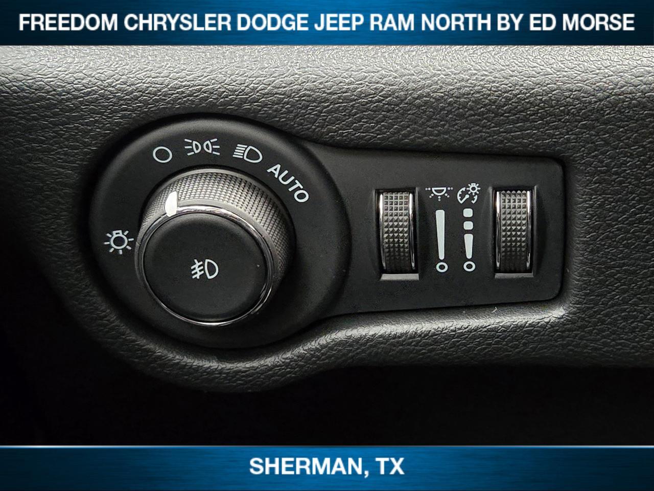 2026 Chrysler Pacifica Select Sherman TX