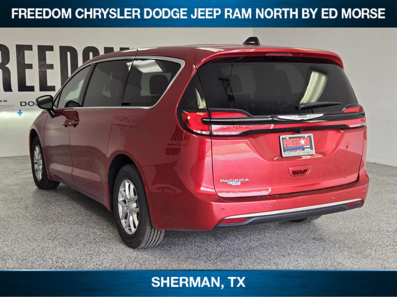2026 Chrysler Pacifica Select Sherman TX