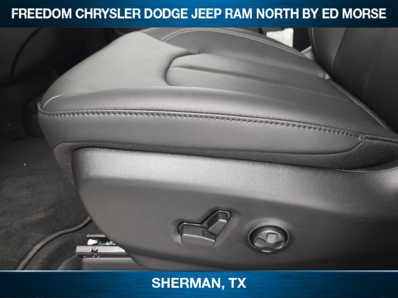 2026 Chrysler Pacifica Select Sherman TX
