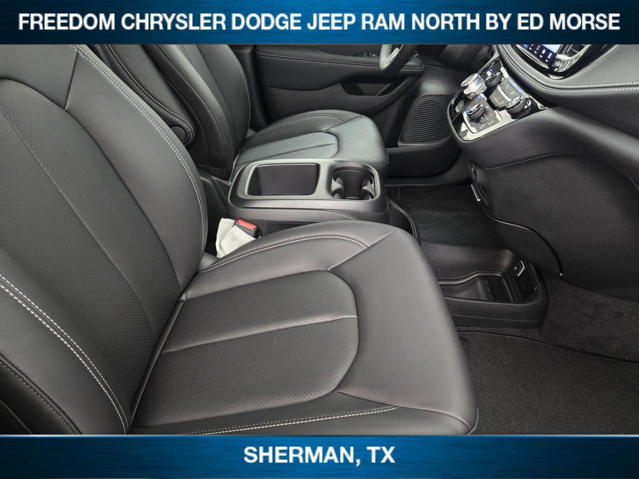 2026 Chrysler Pacifica Select Sherman TX