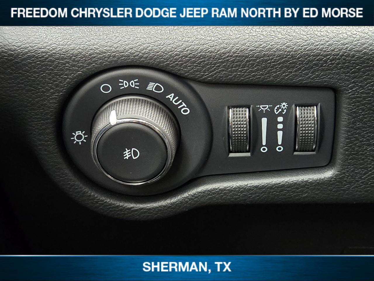 2026 Chrysler Pacifica Select Sherman TX