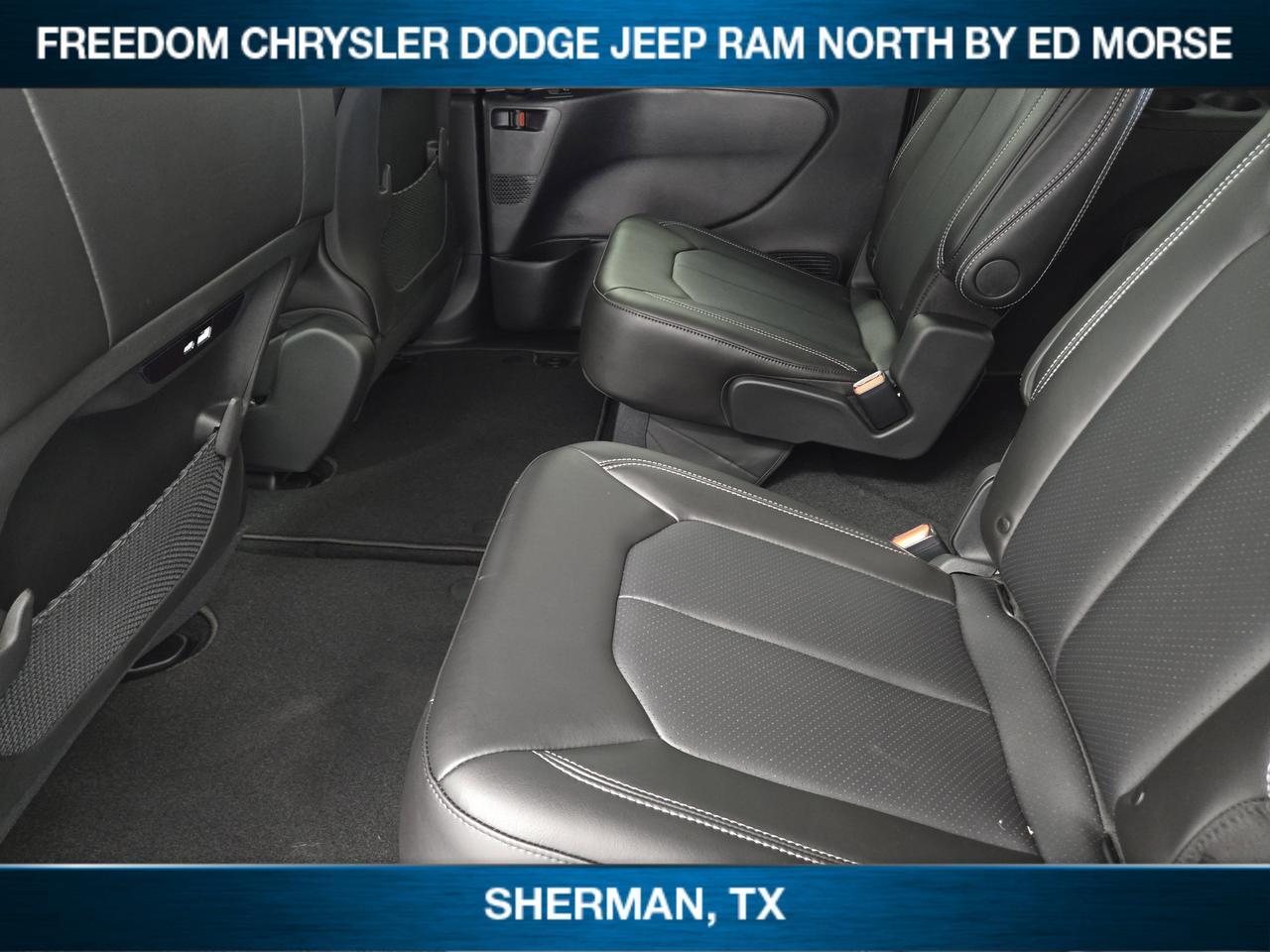 2026 Chrysler Pacifica Select Sherman TX