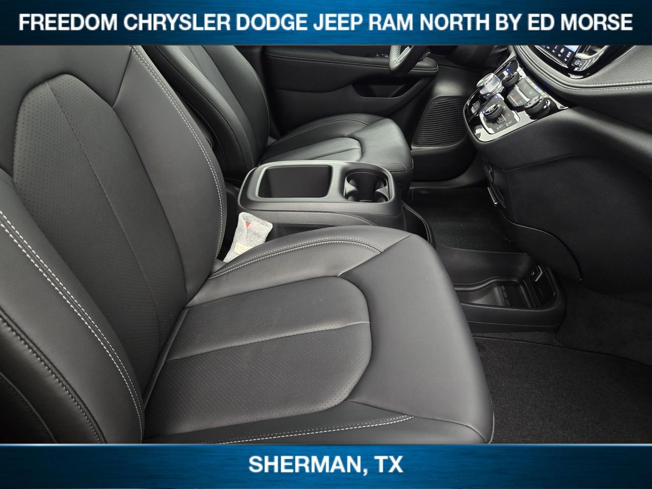 2026 Chrysler Pacifica Select Sherman TX