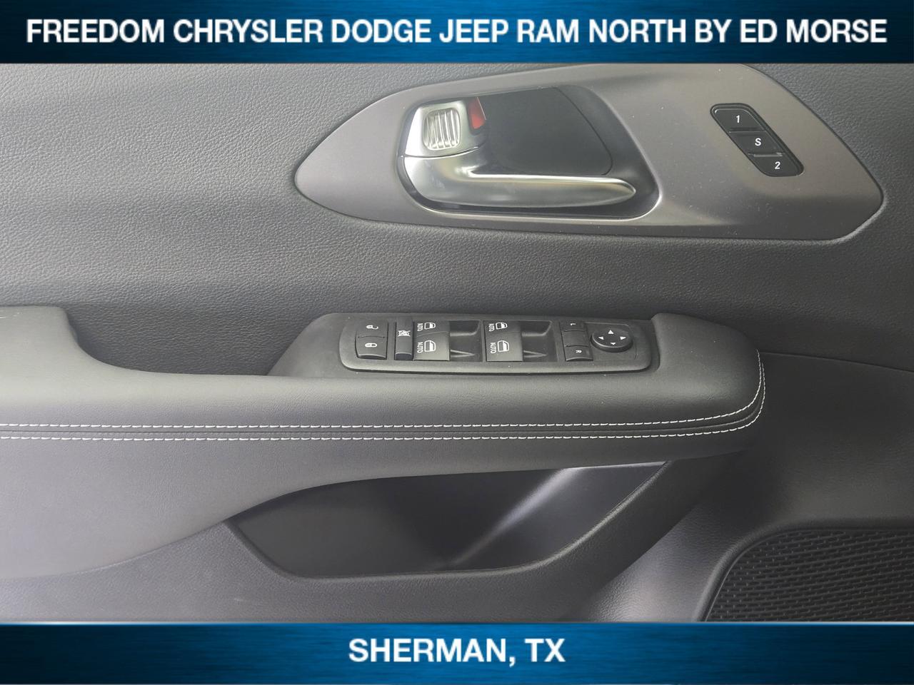 2026 Chrysler Pacifica Select Sherman TX