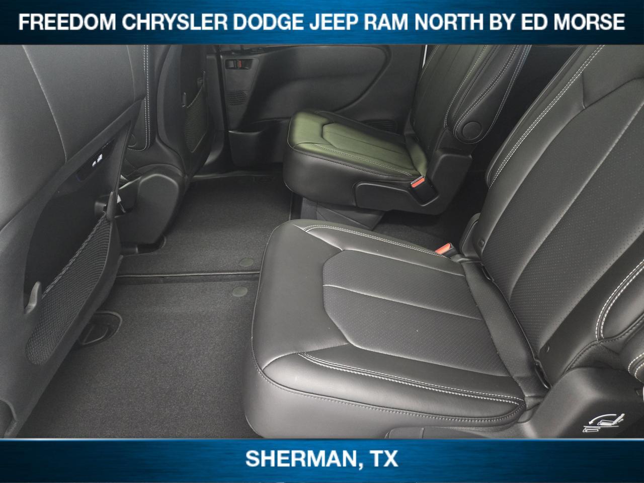 2026 Chrysler Pacifica Select Sherman TX