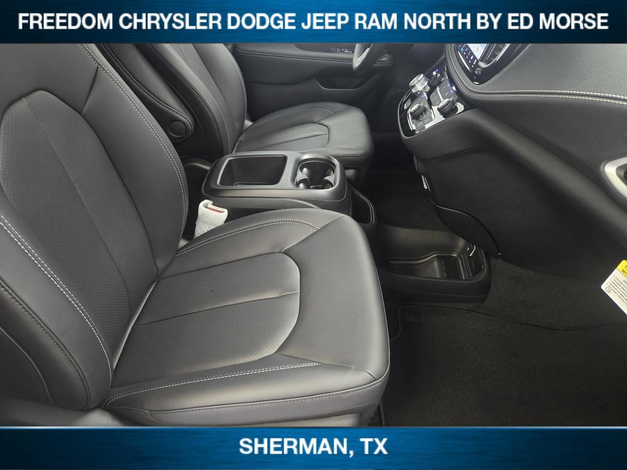 2026 Chrysler Pacifica Select Sherman TX