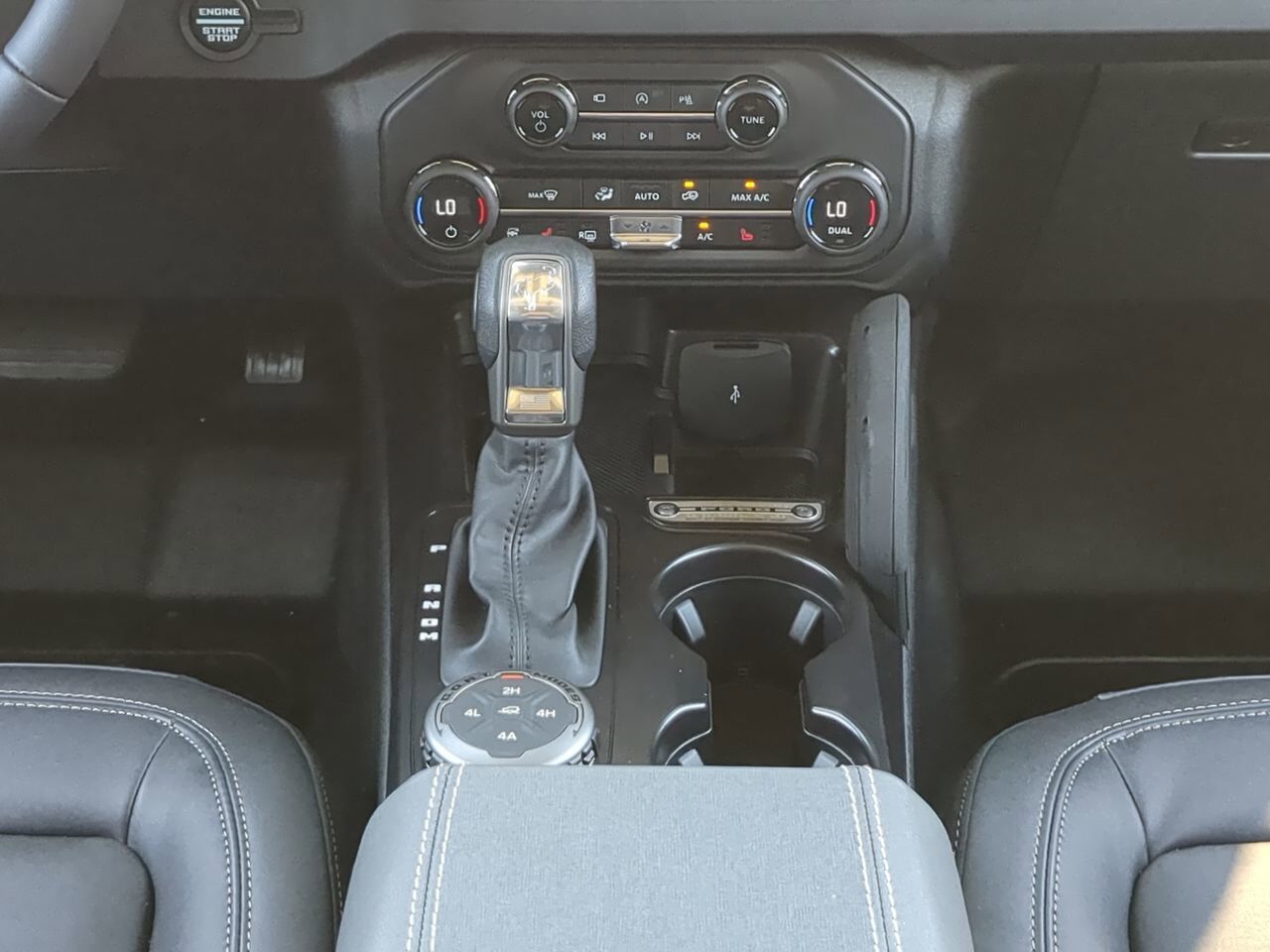 2026 Ford Bronco Badlands Appleton WI