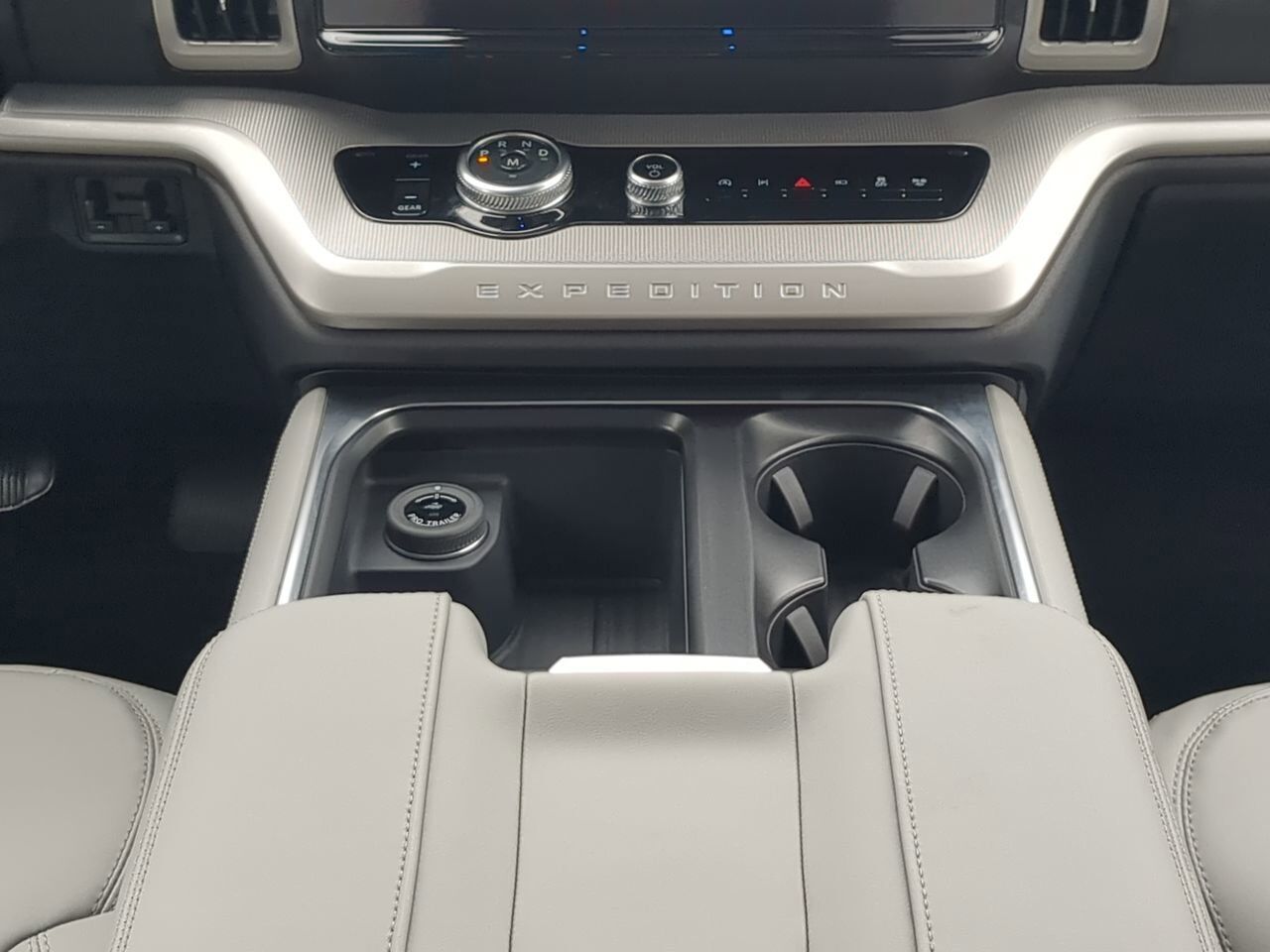 2026 Ford Expedition Max Active Appleton WI