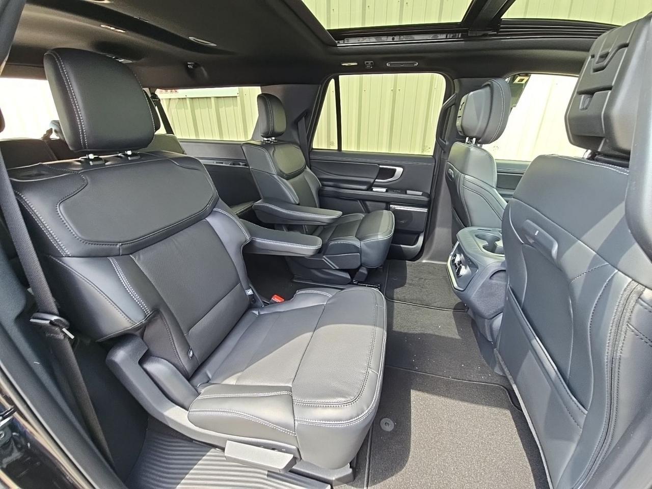 2026 Ford Expedition Max Platinum Watertown SD 2026 Ford Expedition Max Platinum Watertown SD