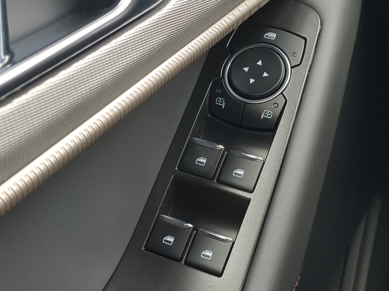 2026 Ford Explorer Active (100A) Appleton WI