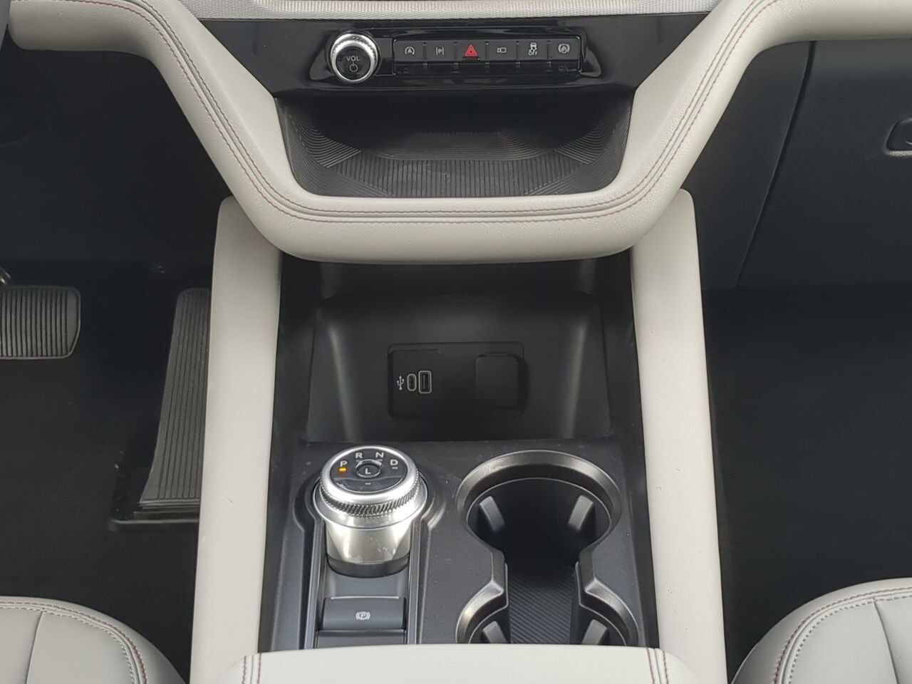 2026 Ford Explorer Active (200A) Appleton WI