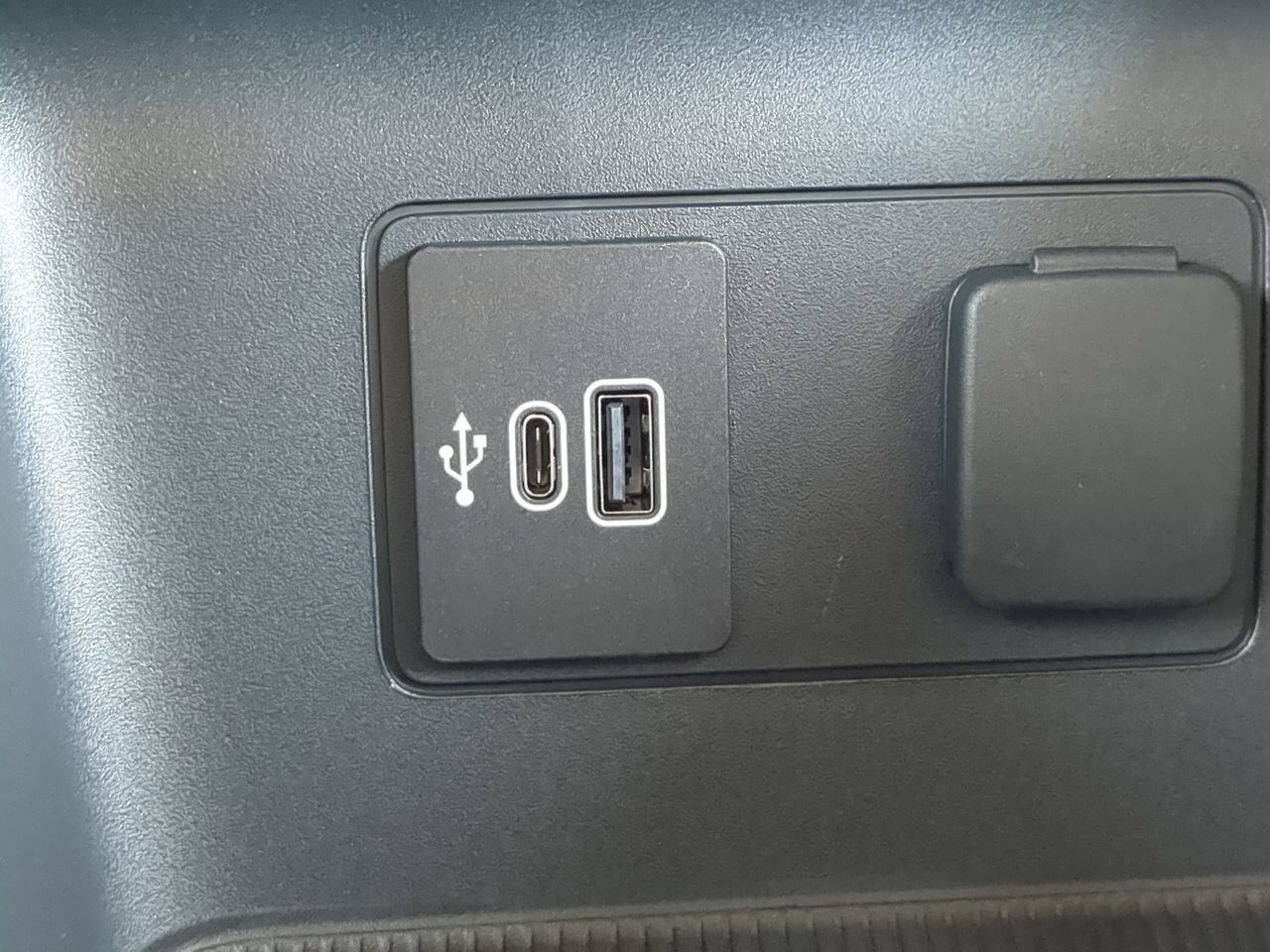 2026 Ford Explorer Active Appleton WI