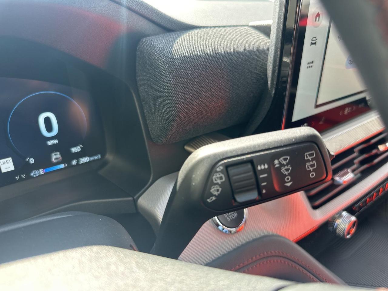 2026 Ford Explorer Active Watertown SD 2026 Ford Explorer Active Watertown SD