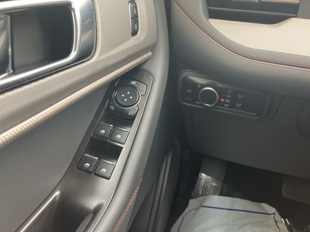 2026 Ford Explorer Active Watertown SD 2026 Ford Explorer Active Watertown SD