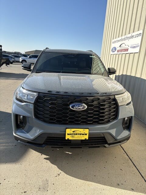 2026 Ford Explorer ST-Line Watertown SD 2026 Ford Explorer ST-Line Watertown SD