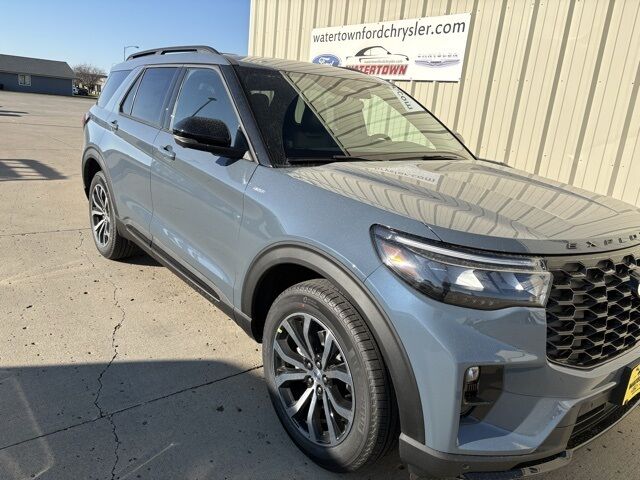 2026 Ford Explorer ST-Line Watertown SD 2026 Ford Explorer ST-Line Watertown SD