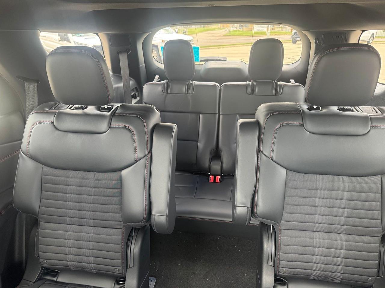 2026 Ford Explorer ST-Line Watertown SD 2026 Ford Explorer ST-Line Watertown SD