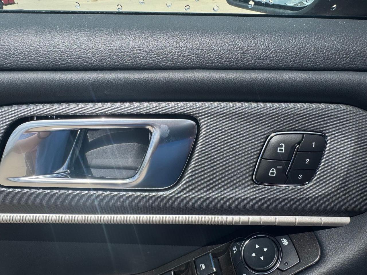 2026 Ford Explorer ST-Line Watertown SD 2026 Ford Explorer ST-Line Watertown SD